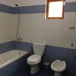 R-ene Feriehus Kolonje (Gjirokaster)