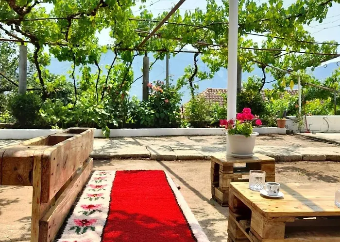 R-ene * Kolonje (Gjirokaster)